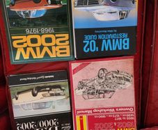 BMW 2002 books