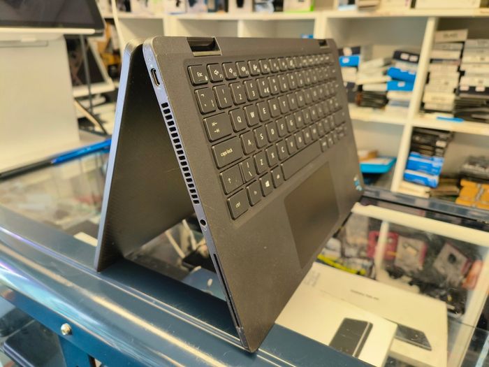 Dell Latitude 7420 2-in-1, 14" FHD Touchscreen, Core i7-1185.G7, 16GB RAM, 512GB SSD, Windows 11 Pro (Touch Screen)