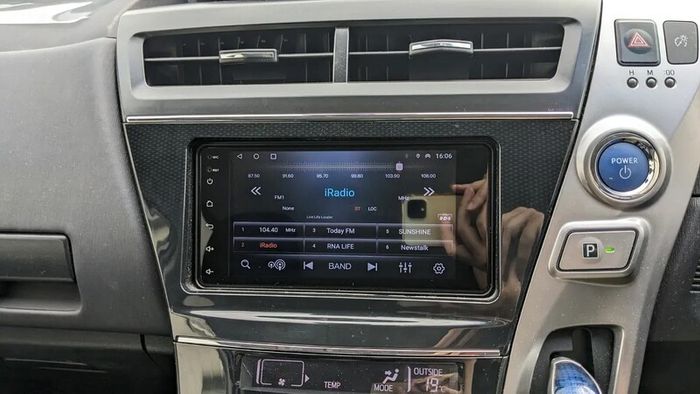 Toyota Prius Aqua Corolla Fielder Apple CarPlay Android Auto Radio Stereo