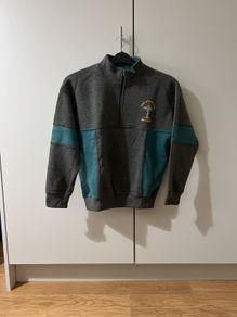 unisex PE top Scoil na Naomh uillig