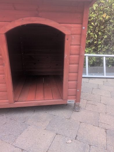 dog kennel