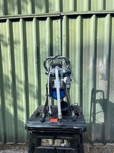GRACO. G X 21. Airless paint sprayer