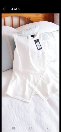 White Top - size 8