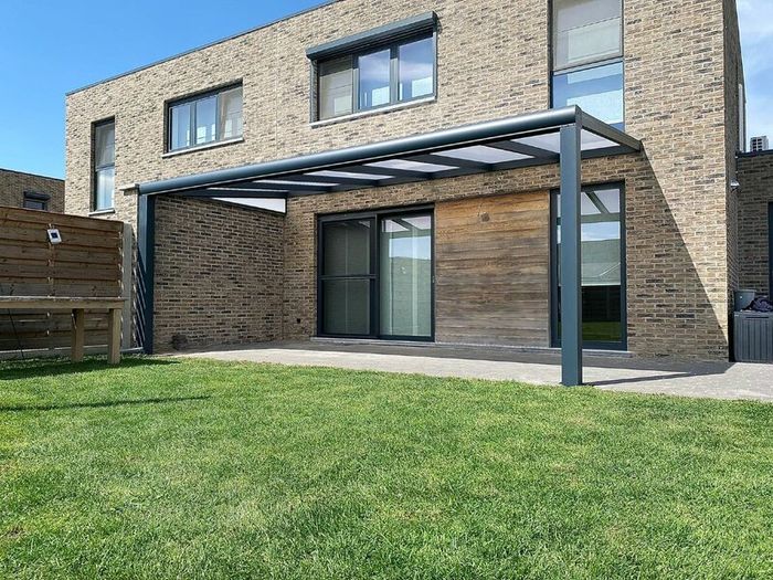 Premium Aluminium Veranda Pergola Anthracite Grey Finish