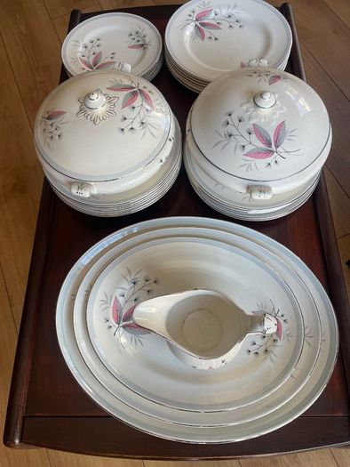 Arklow Pottery dinner service