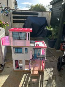 Free Barbie House