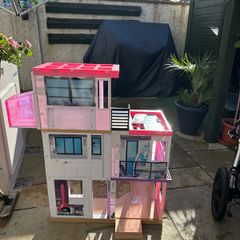 Free Barbie House