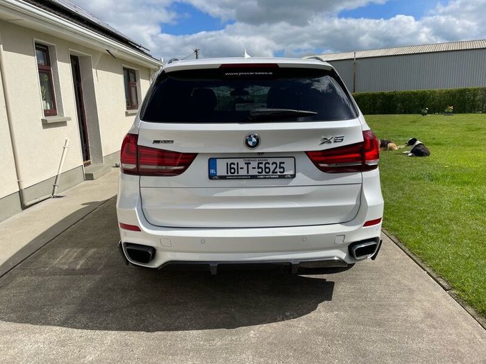 2016 BMW X5 xDrive40e m Sport - High Spec