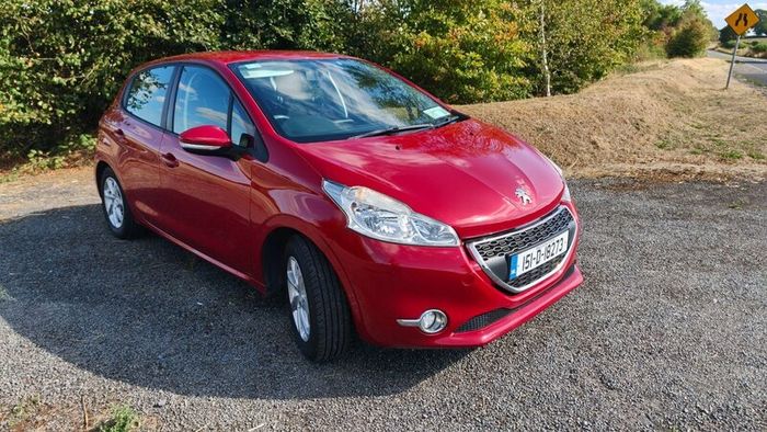 Peugeot 208 2015