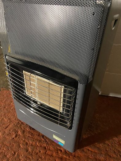 Superser gas heater with gas cylinder