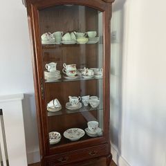 Display cabinet