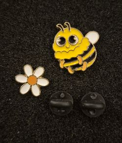 Bee and flower , pin back badge. X 2