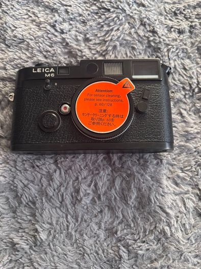 Leica M6