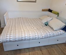 IKEA HEMNES Day-bed w 3 drawers/2 mattresses