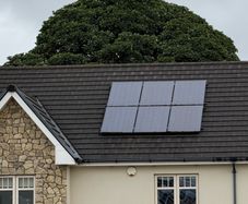 Solar PV system - 6 x 250w Panels + 1.5kw inverter + brackets