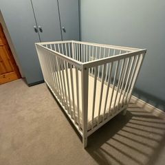 Cot with mattress for Sale