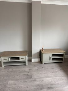 TV Unit/ Cabinet