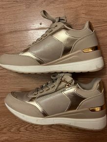 Wedge Trainers/ Runners