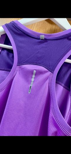 Woman's Nike Size Small Duo