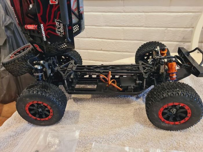 Zd racing dbx 10
