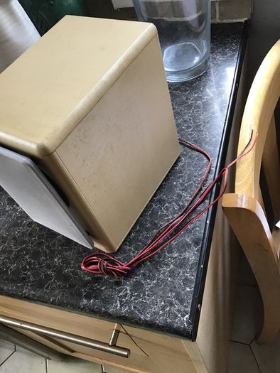 1x JVC Speaker. 20W