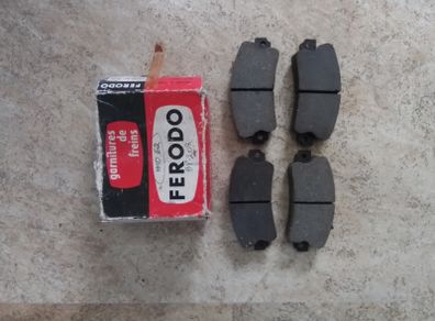 Renault Rear Brake Pads.