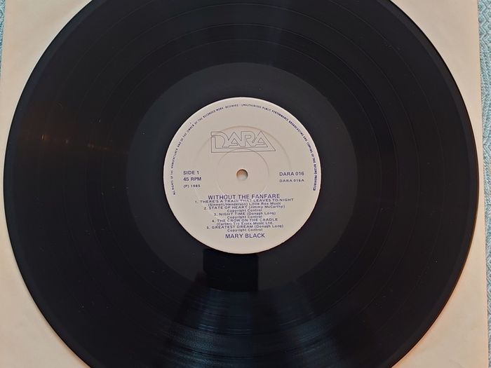 Mary Black - Without The Fanfare Vinyl