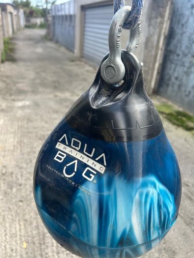 1 Boxing Hit Pro boxing bag and 1 Aqua headshot  bag for sale  sale hardly used