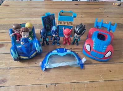 PJ masks figures / vehicle