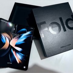 Galaxy Z Fold4 256 GB