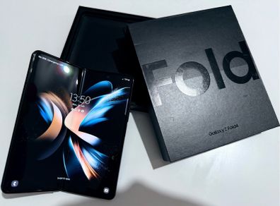 Galaxy Z Fold4 256 GB