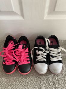 heelys