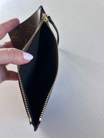 LV coin purse