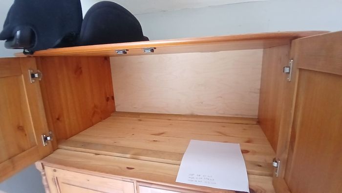 cabinet
