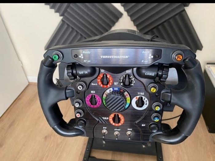 thrustmaster t300 rs