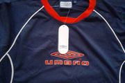 BN Umbro mens L tee shirt