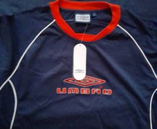 BN Umbro mens L tee shirt