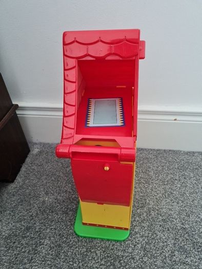 Hugglemonster House