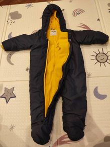 Fleece snowsuit (9-12 months)