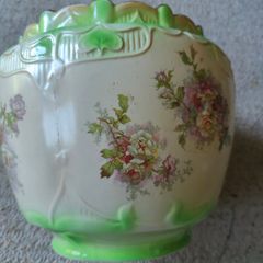 Flower pot
