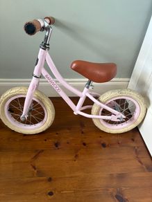 Kids balance bike