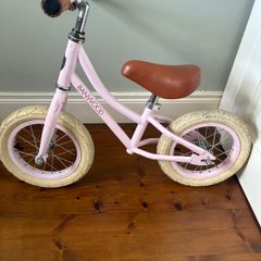 Kids balance bike