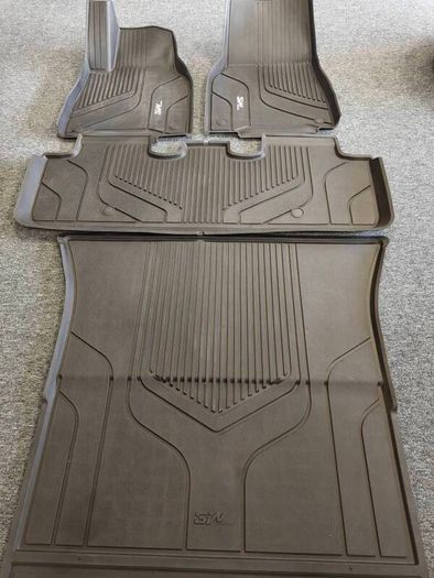 Tesla Model Y Rubber Matt set