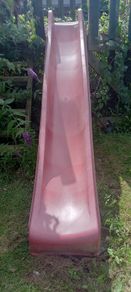 Slide for treehouse / climbing frame