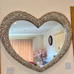 wall mirror