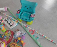 toys