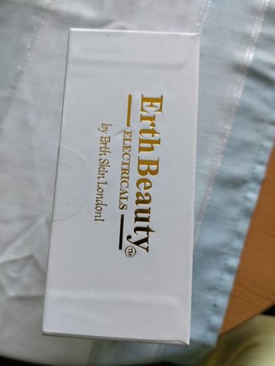 face lifting device