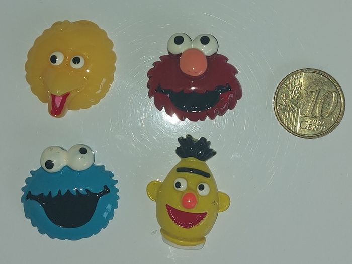 Sesame Street Resin Cabochon pk. 4