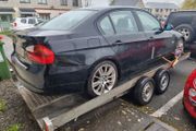 e90 318i breaking