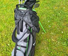 Ping Prodi G Junior Custom Set of 9 Clubs and Bag. In Excellent Condition